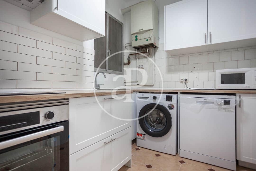 5 soverom Leilighet til leie i Valencia by - € 2 200 (Ref: 9255351)