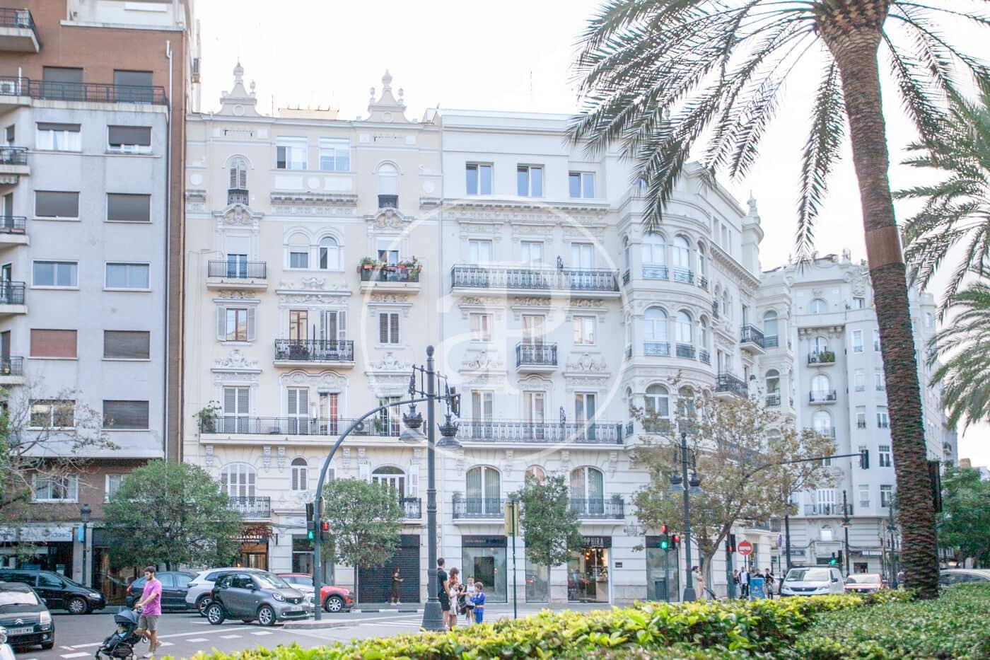 5 soverom Leilighet til leie i Valencia by - € 2 200 (Ref: 9255351)