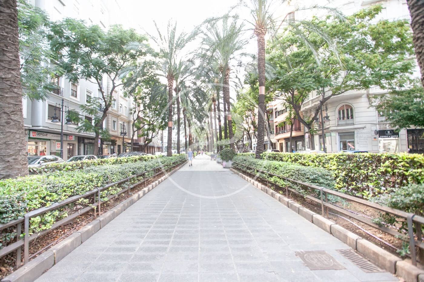 5 soverom Leilighet til leie i Valencia by - € 2 200 (Ref: 9255351)