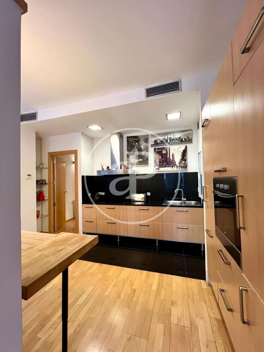 1 bedroom Apartment for rent in Valencia city - € 2,000 (Ref: 9255352)