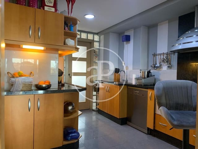 3 makuuhuone Huoneisto myytävänä paikassa Campanar, Valencia kaupunki - 540 000 € (Ref: 9255356)