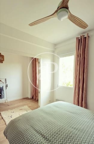 Penthouse de 3 chambres à louer à Cabanyal-Canyamelar, Valence ville - 1 390 € (Ref: 9257377)