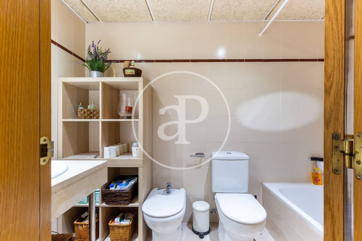 3 bedroom Penthouse for rent in Paterna with pool - € 1,650 (Ref: 9258181)