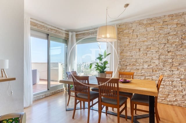 3 makuuhuone Kattohuoneisto vuokrattavana paikassa Valterna, Paterna mukana uima-altaan - 1 650 € (Ref: 9258181)