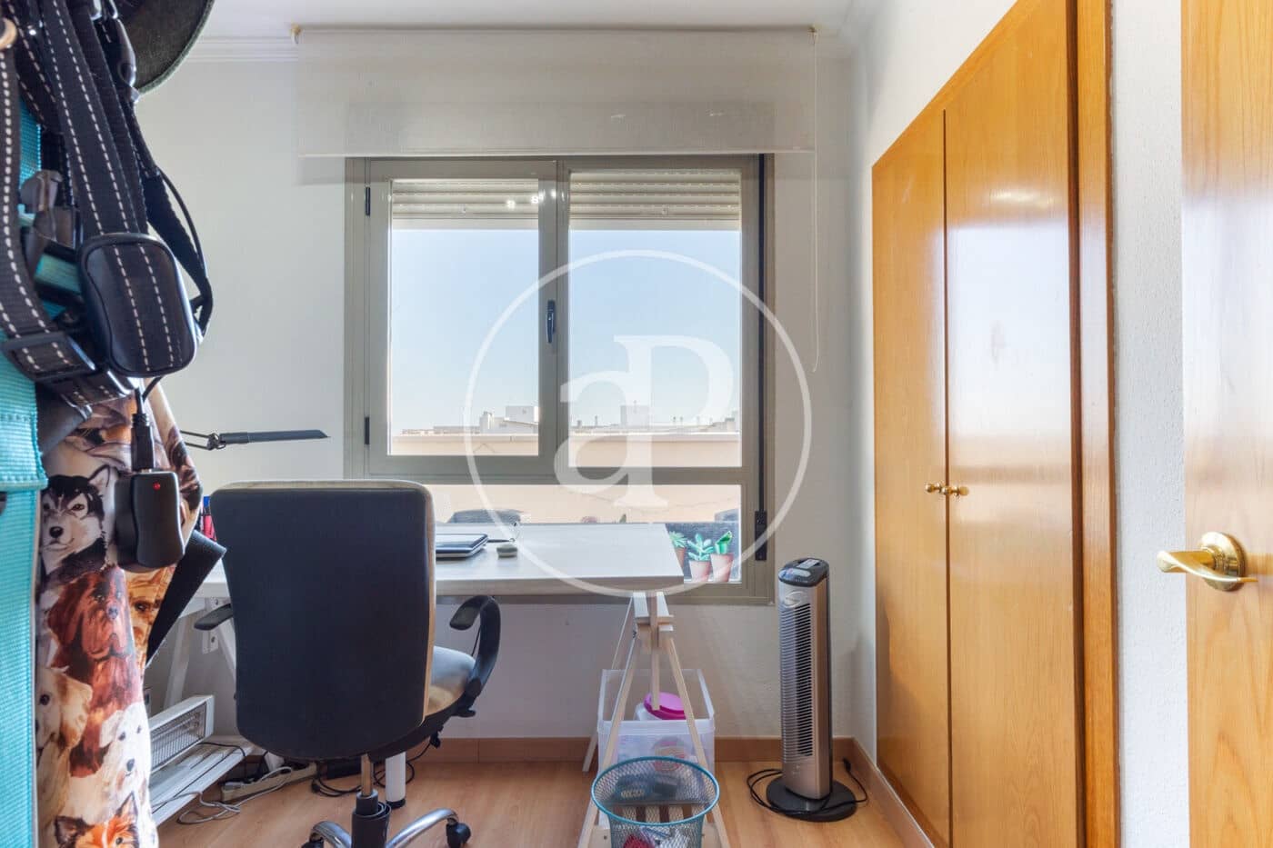 3 bedroom Penthouse for rent in Paterna with pool - € 1,650 (Ref: 9258181)