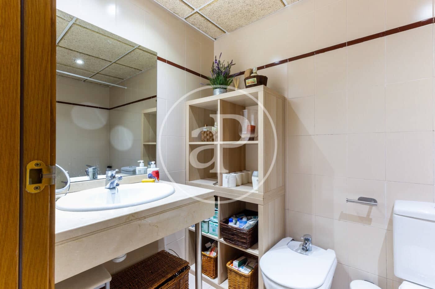 3 bedroom Penthouse for rent in Paterna with pool - € 1,650 (Ref: 9258181)