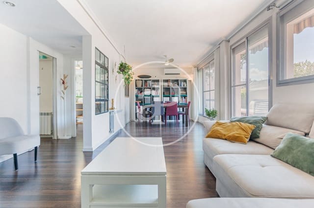 3 slaapkamer Penthouse te koop in Aiora, Valencia stad met zwembad - € 695.000 (Ref: 9264633)