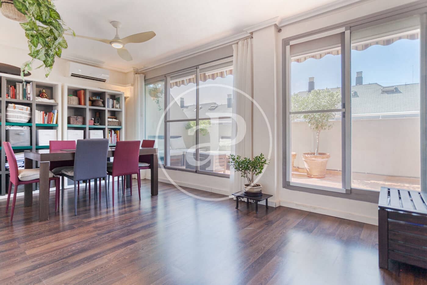 3 soverom Penthouse til salgs i Valencia by med svømmebasseng - € 695 000 (Ref: 9264633)