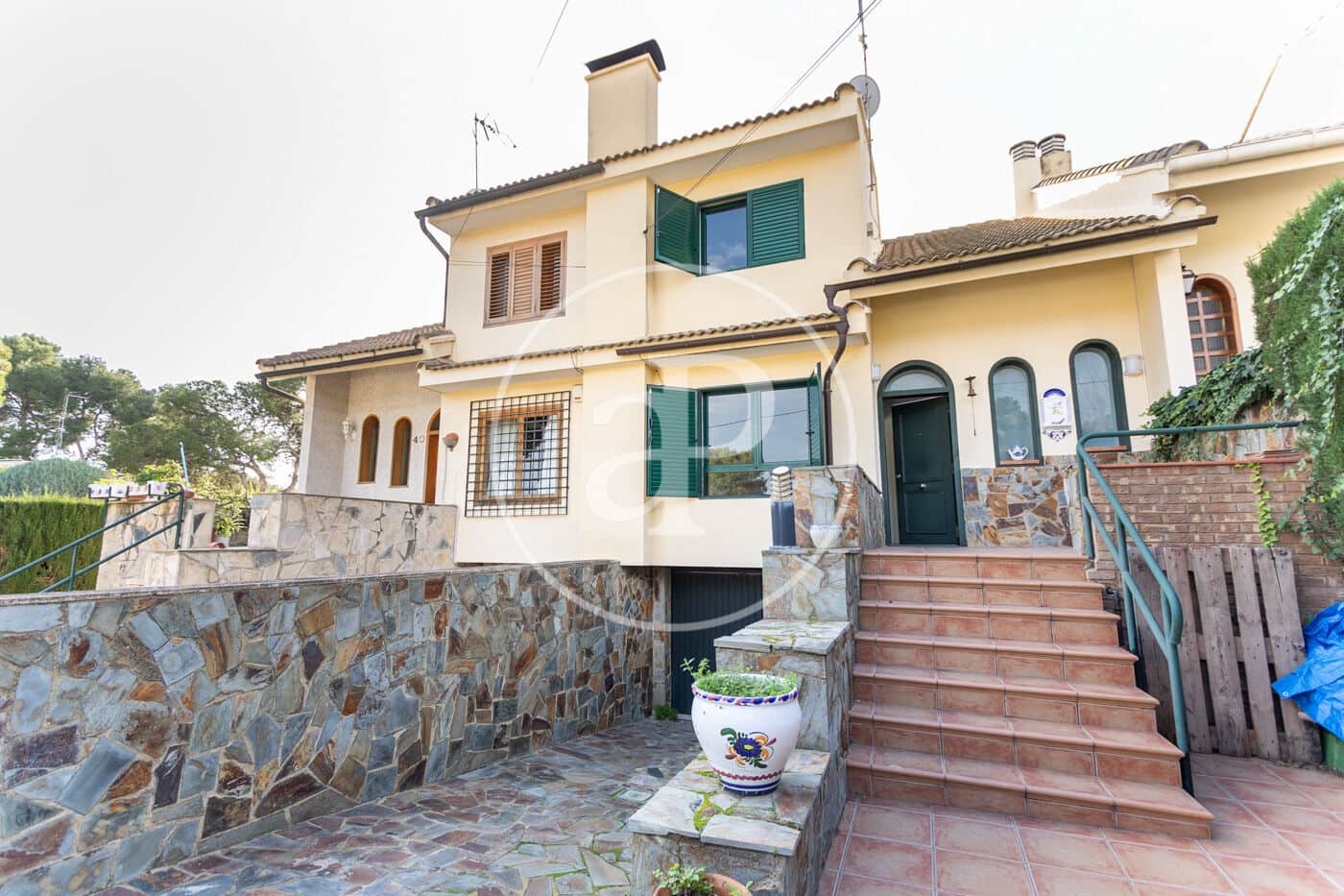 3 bedroom Villa for sale in La Canada with pool - € 450,000 (Ref: 9269826)