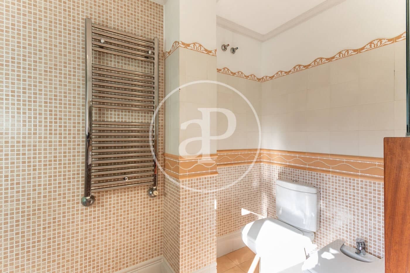 3 bedroom Villa for sale in La Canada with pool - € 450,000 (Ref: 9269826)