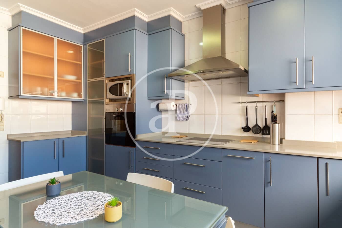 Apartamento de 3 habitaciones en València ciudad en alquiler - 1.800 € (Ref: 9269829)