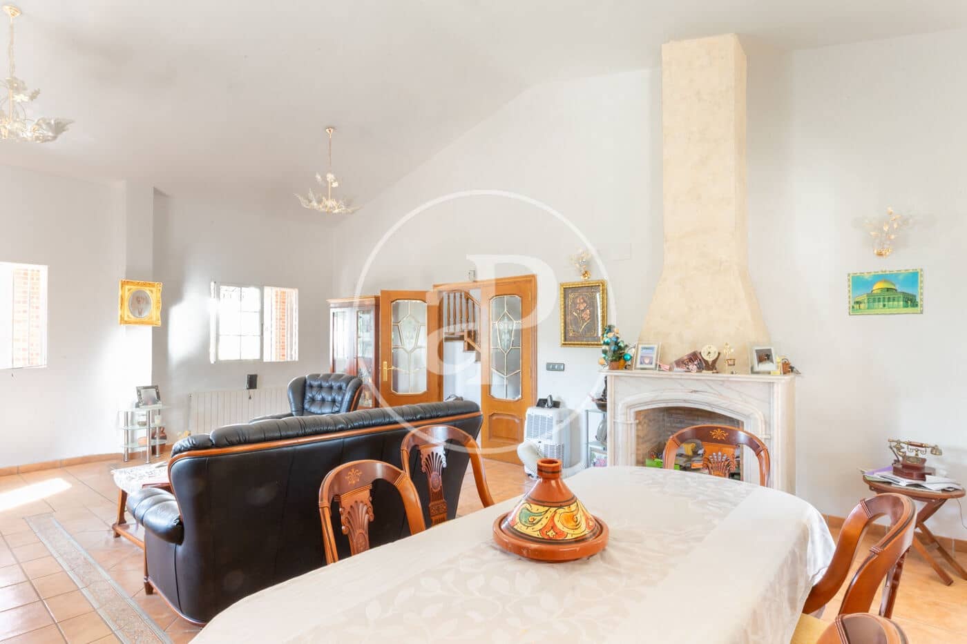 6 soveværelse Villa til salg i Chiva - € 410.000 (Ref: 9271494)