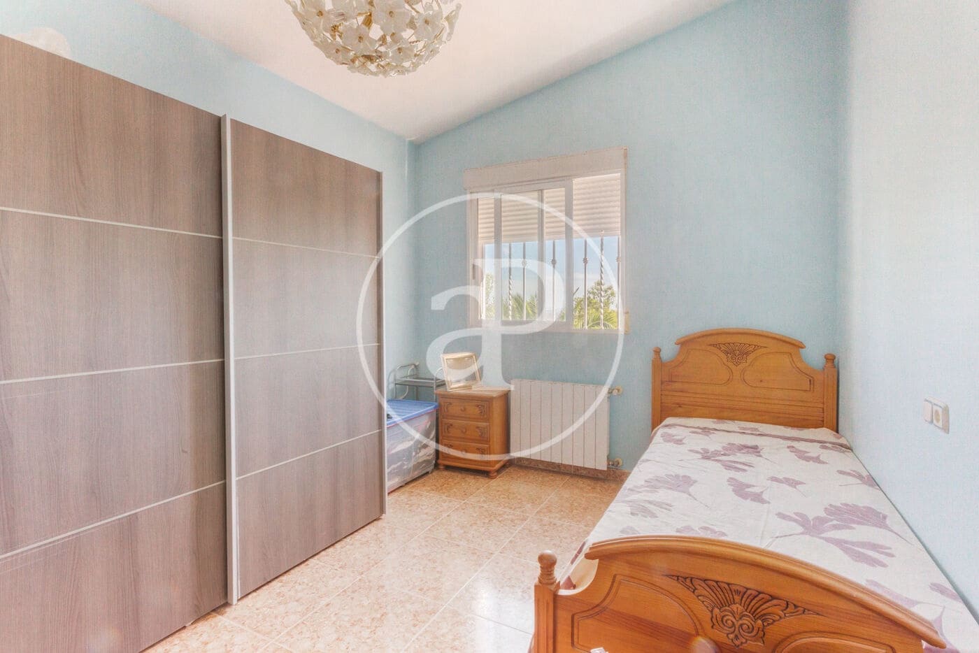 6 soveværelse Villa til salg i Chiva - € 410.000 (Ref: 9271494)