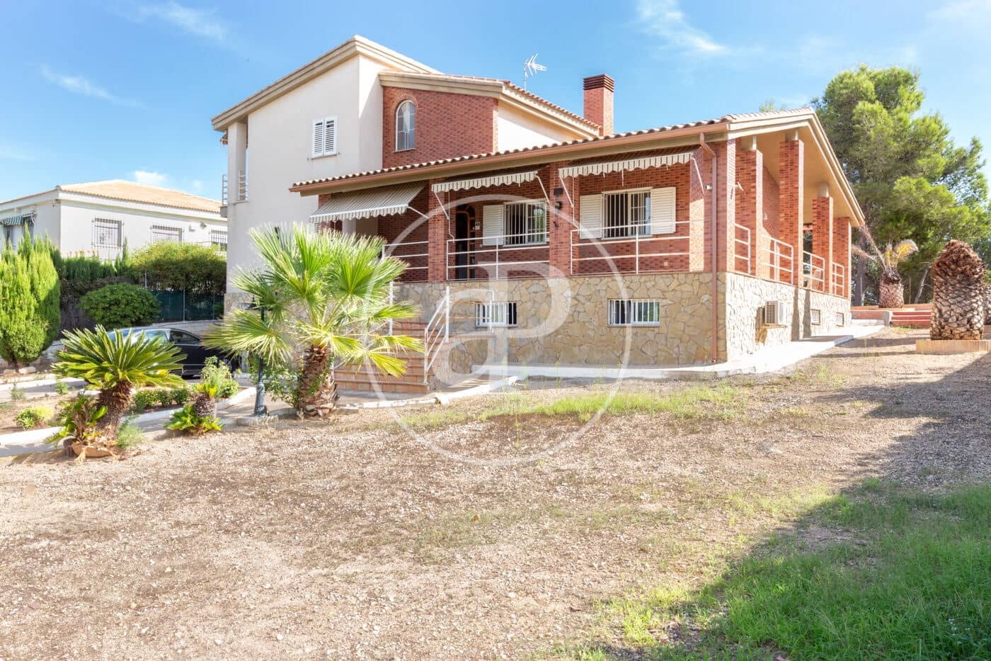 6 soveværelse Villa til salg i Chiva - € 410.000 (Ref: 9271494)