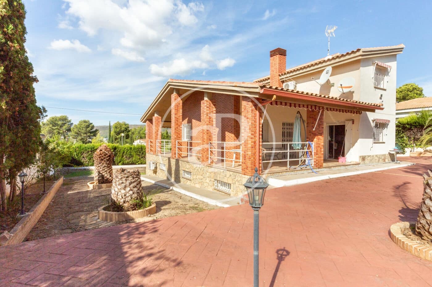 6 soveværelse Villa til salg i Chiva - € 410.000 (Ref: 9271494)