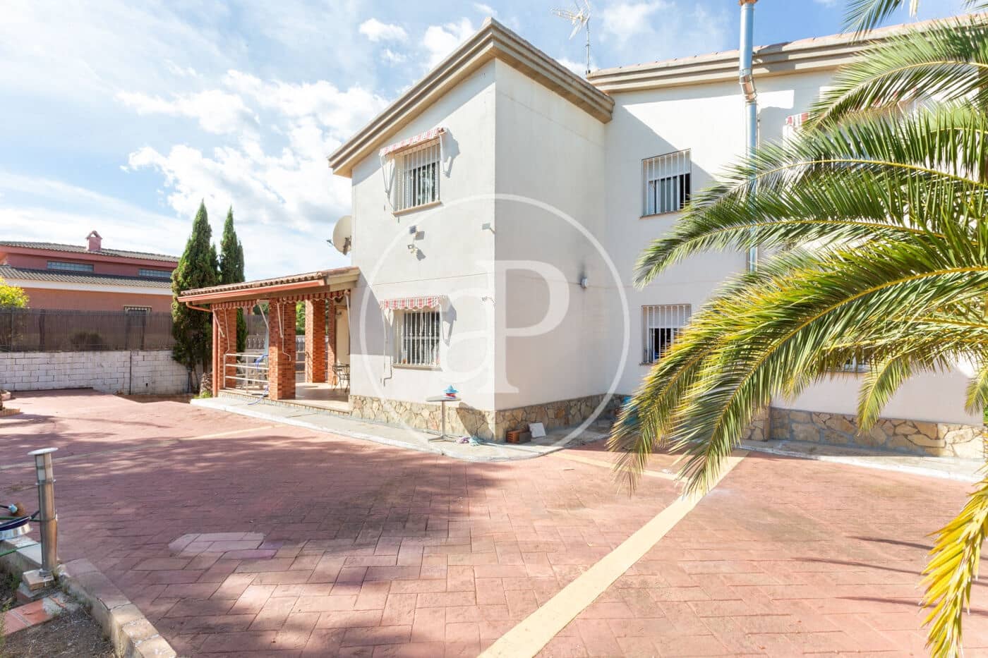 6 soveværelse Villa til salg i Chiva - € 410.000 (Ref: 9271494)