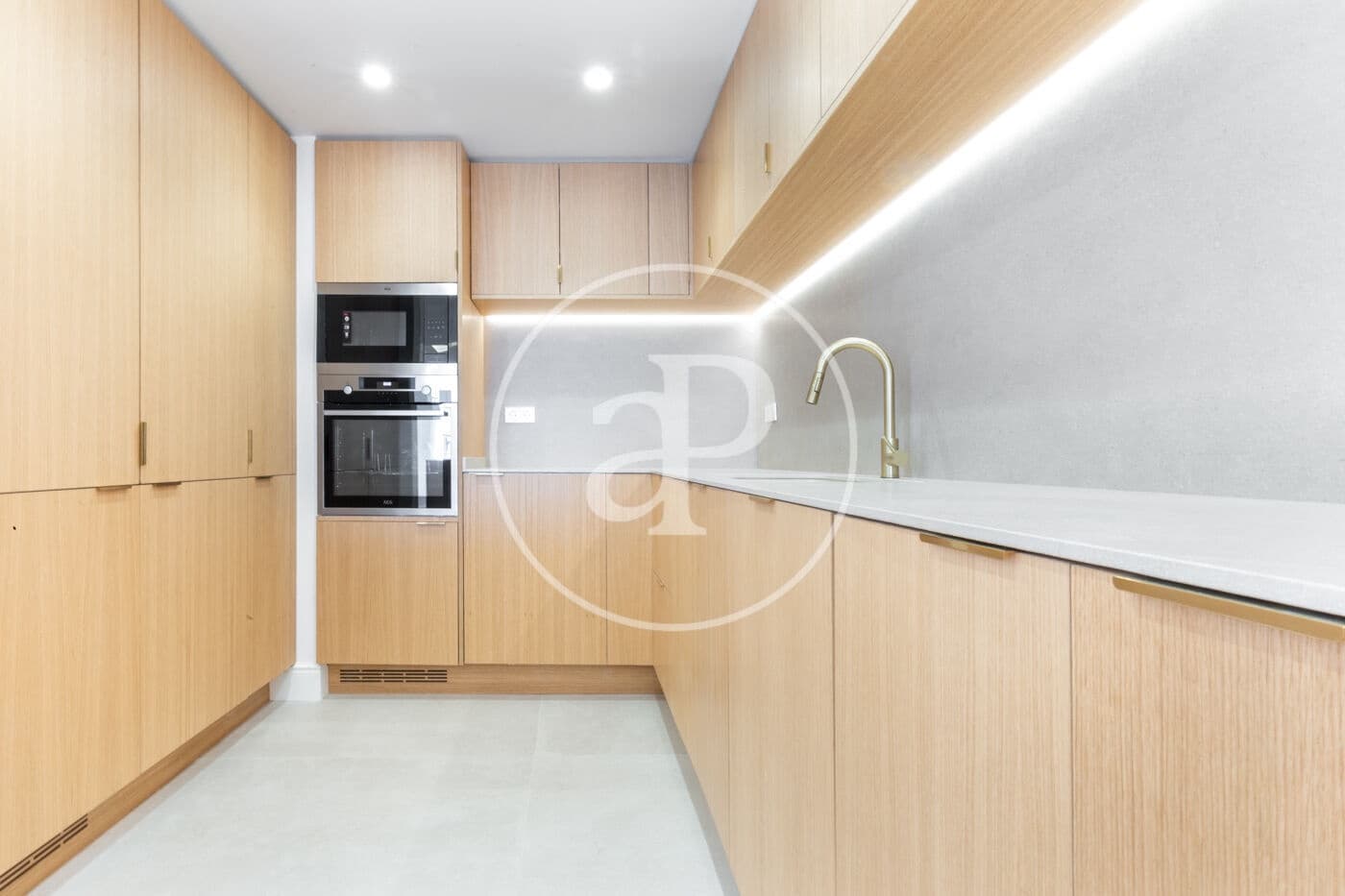 3 makuuhuone Huoneisto myytävänä paikassa Valencia kaupunki - 750 000 € (Ref: 9276407)