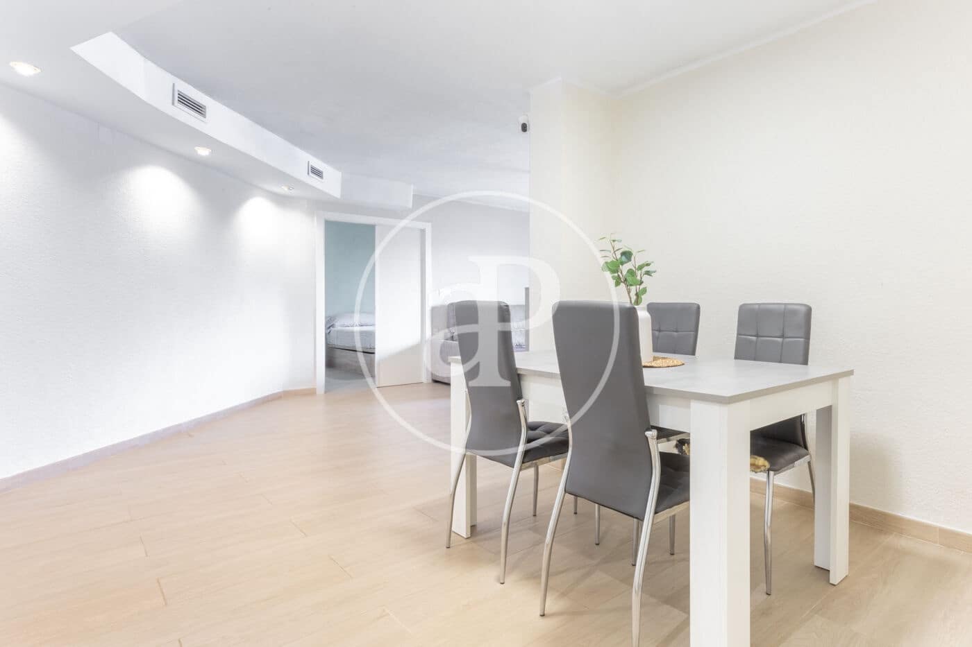 4 sovrum Lägenhet till salu i Valencia stad - 399 000 € (Ref: 9276410)