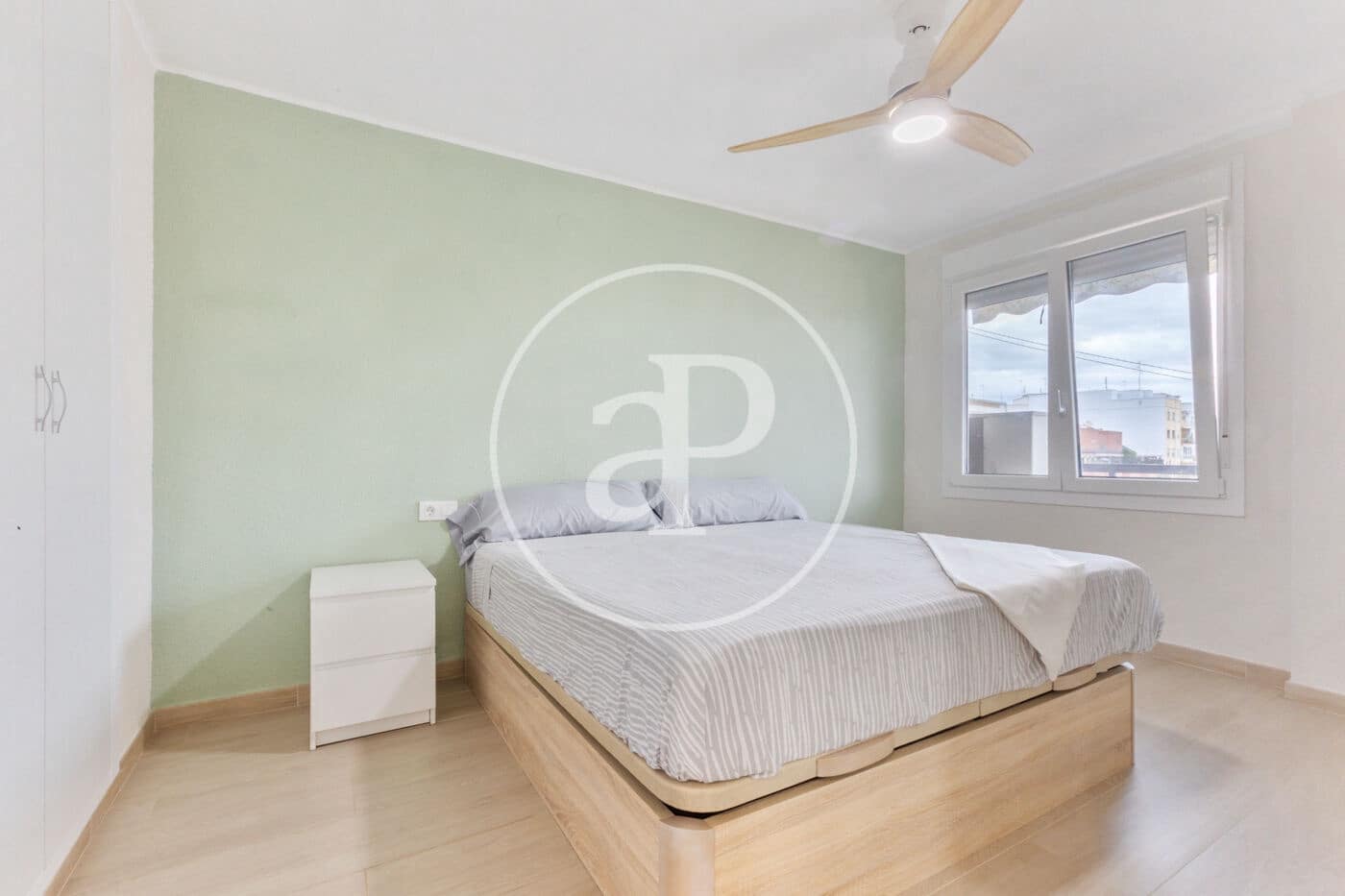 4 sovrum Lägenhet till salu i Valencia stad - 399 000 € (Ref: 9276410)