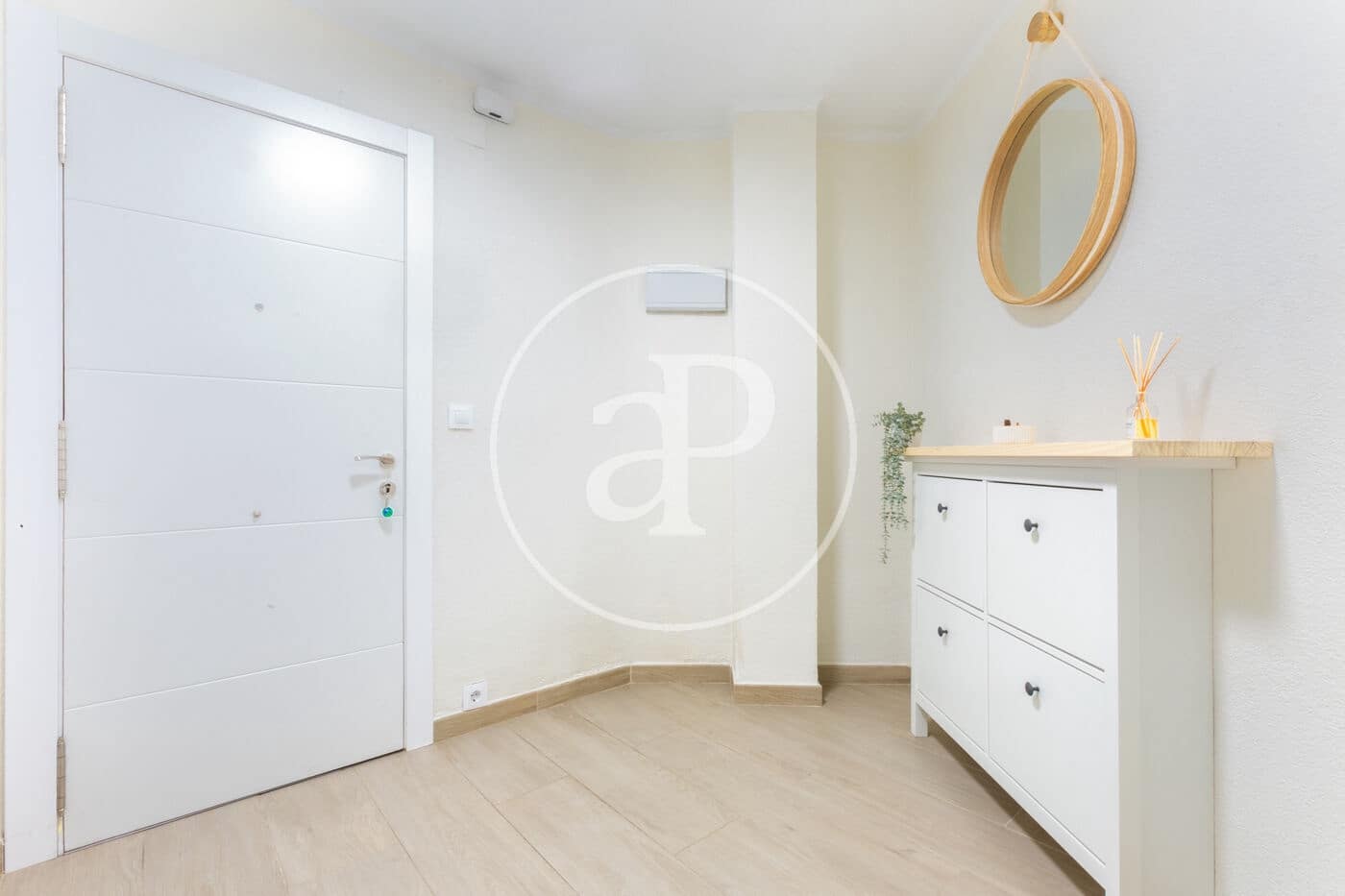 4 sovrum Lägenhet till salu i Valencia stad - 399 000 € (Ref: 9276410)