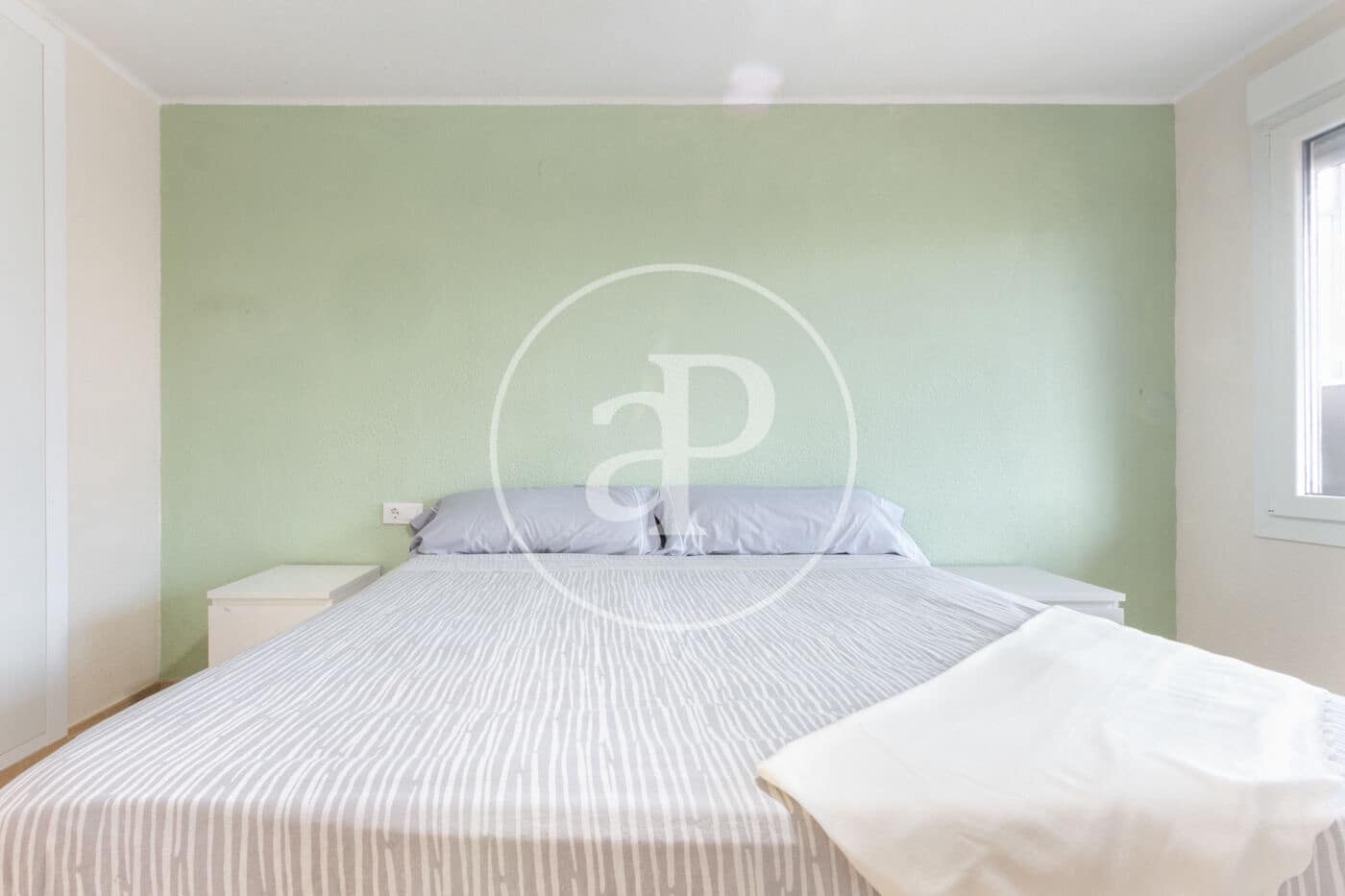 4 sovrum Lägenhet till salu i Valencia stad - 399 000 € (Ref: 9276410)