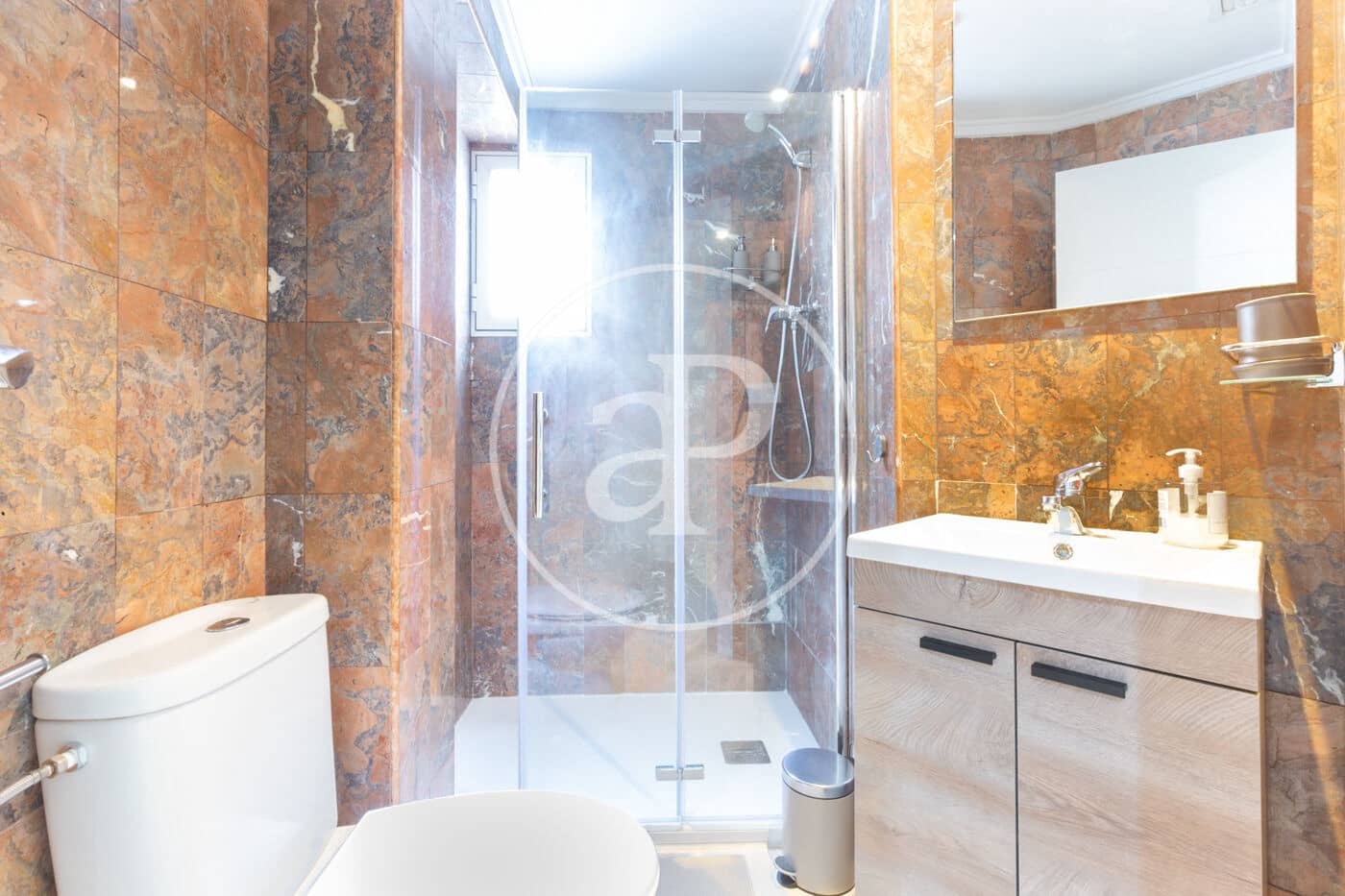 4 sovrum Lägenhet till salu i Valencia stad - 399 000 € (Ref: 9276410)