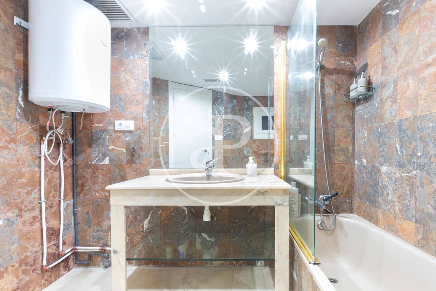 4 sovrum Lägenhet till salu i Valencia stad - 399 000 € (Ref: 9276410)