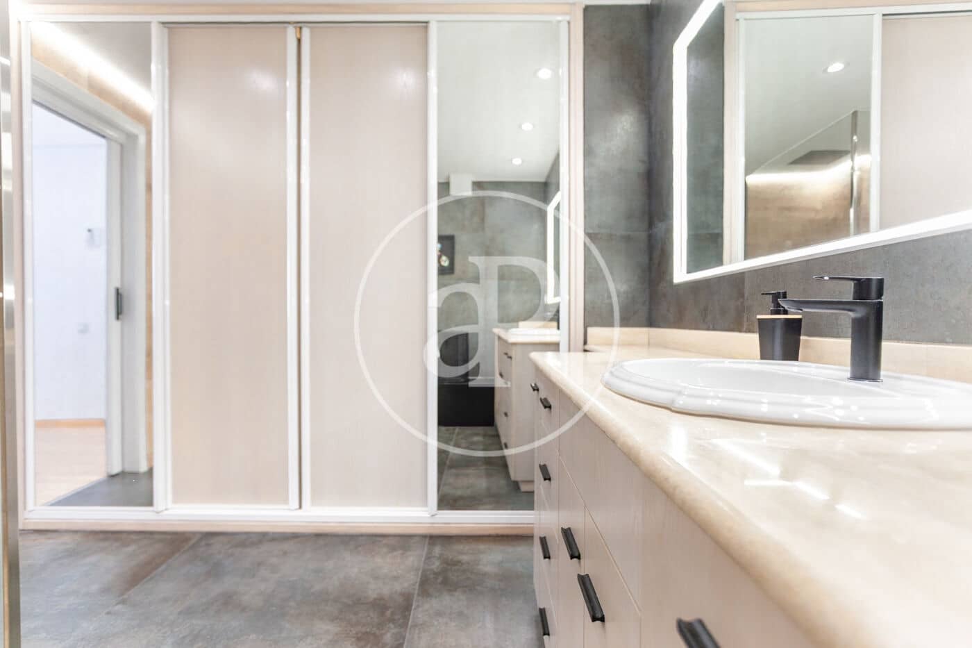 3 soveværelse Lejlighed til salg i Benidorm - € 700.000 (Ref: 9285560)