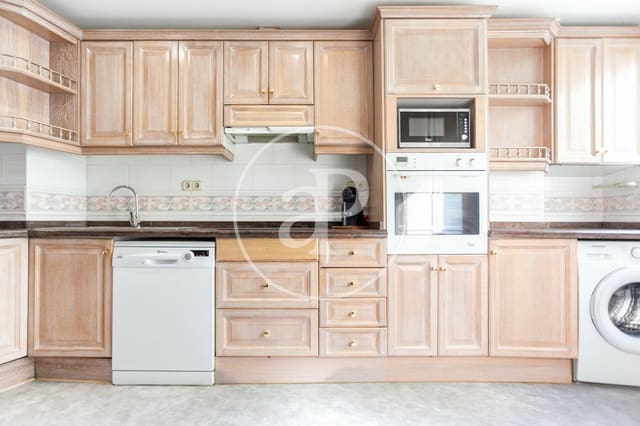 3 makuuhuone Huoneisto myytävänä paikassa Casco Antiguo - Puerto, Benidorm - 700 000 € (Ref: 9285560)