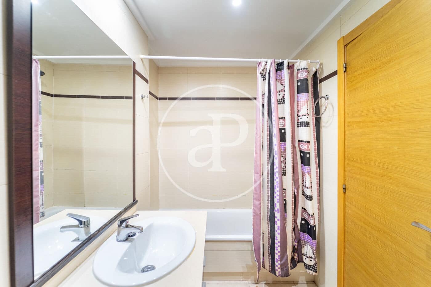 1 sypialnia Apartament na sprzedaż w Miasto Alicante / Alacant z basenem - 159 500 € (Ref: 9285564)