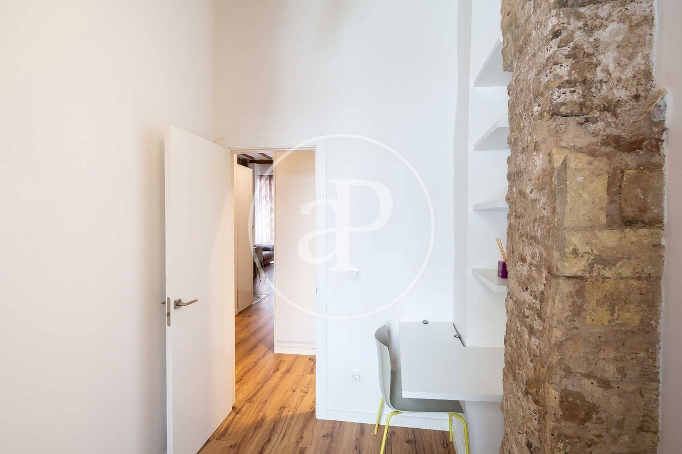 2 soverom Leilighet til leie i Valencia by - € 1 600 (Ref: 9291676)