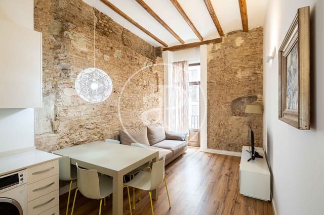 2 soveværelse Lejlighed til leje i El Pilar, Valencia by - € 1.600 (Ref: 9291676)