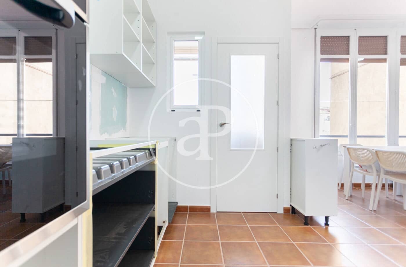 4 makuuhuone Huoneisto vuokrattavana paikassa Valencia kaupunki - 2 000 € (Ref: 9291679)