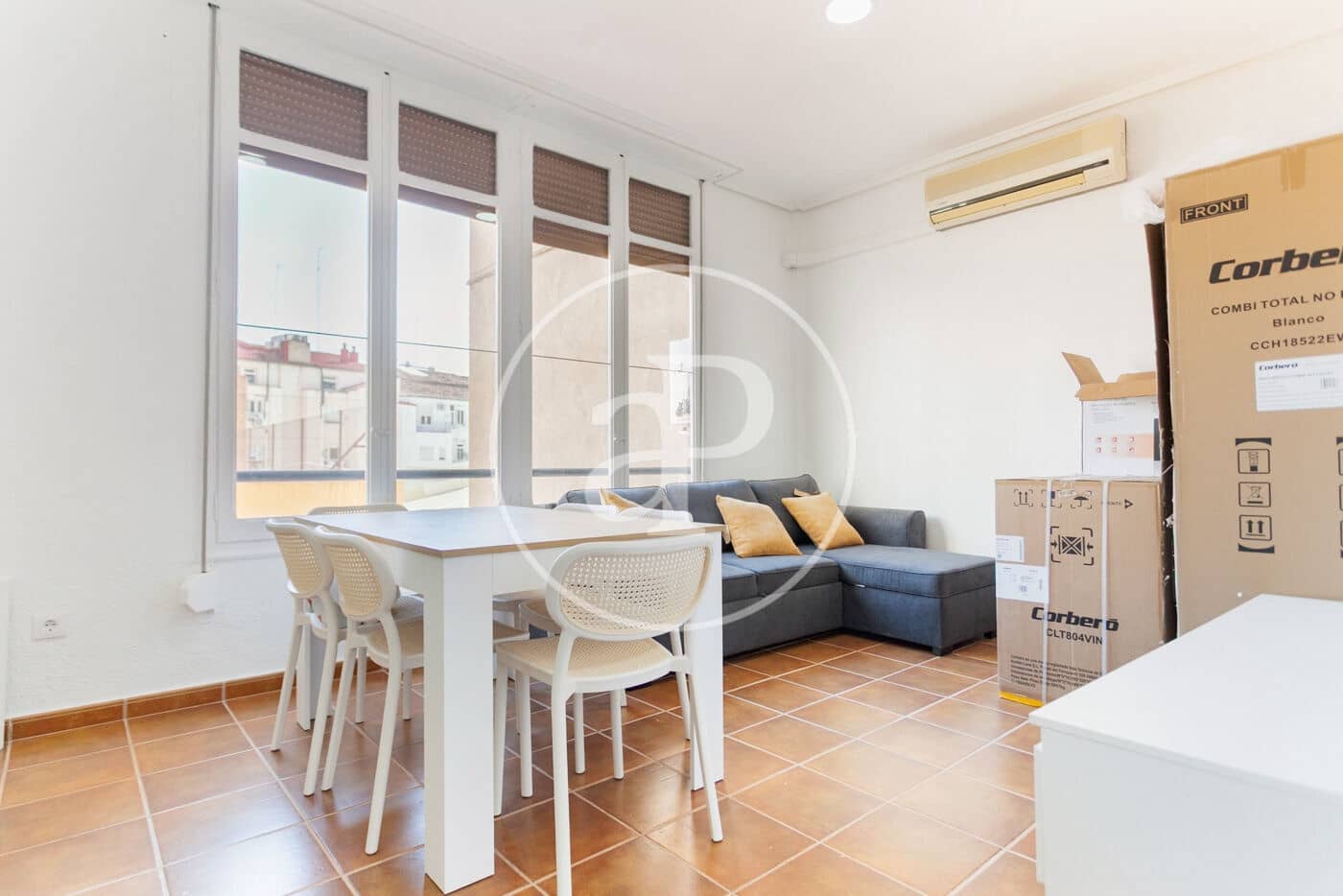 4 makuuhuone Huoneisto vuokrattavana paikassa Valencia kaupunki - 2 000 € (Ref: 9291679)