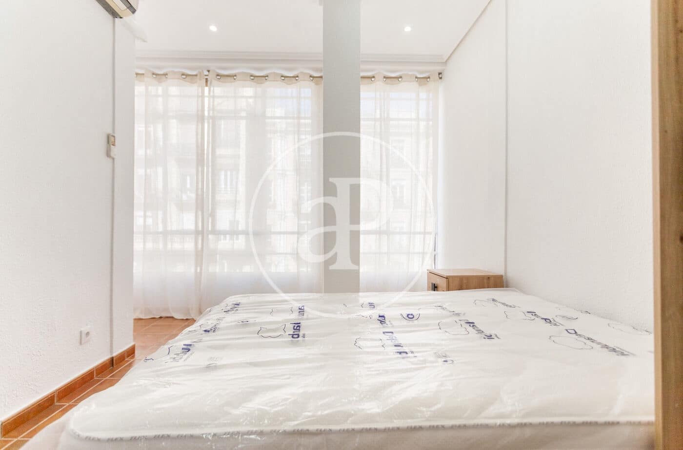 4 makuuhuone Huoneisto vuokrattavana paikassa Valencia kaupunki - 2 000 € (Ref: 9291679)