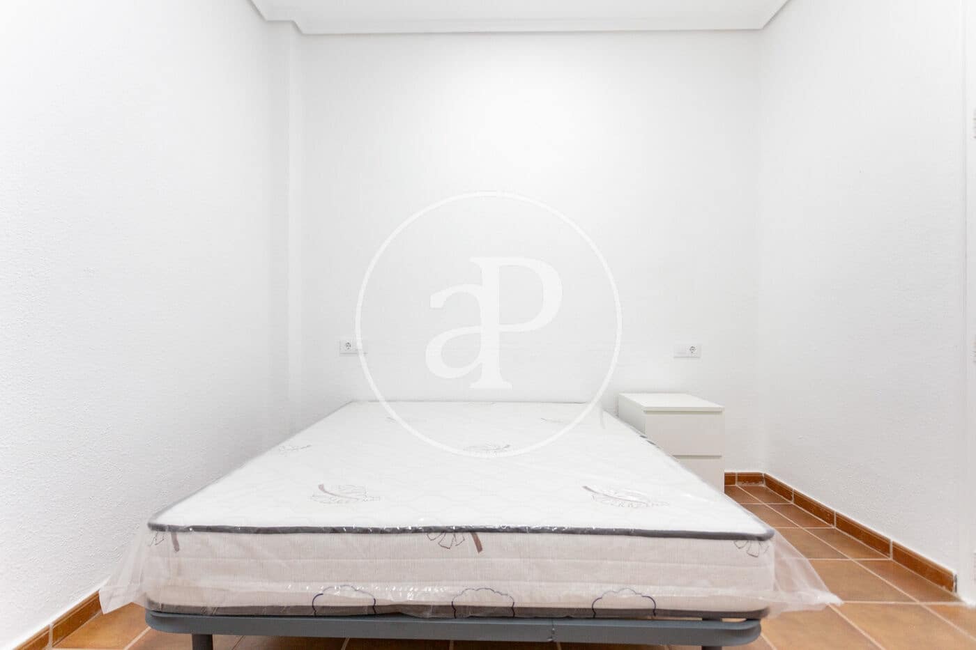 4 makuuhuone Huoneisto vuokrattavana paikassa Valencia kaupunki - 2 000 € (Ref: 9291679)