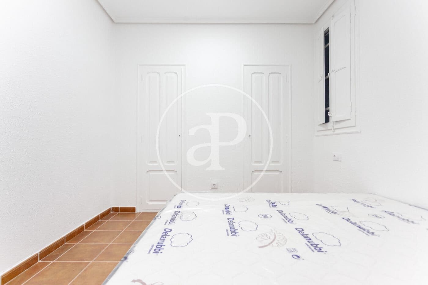 4 makuuhuone Huoneisto vuokrattavana paikassa Valencia kaupunki - 2 000 € (Ref: 9291679)