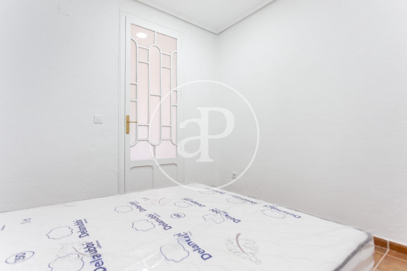 4 makuuhuone Huoneisto vuokrattavana paikassa Valencia kaupunki - 2 000 € (Ref: 9291679)