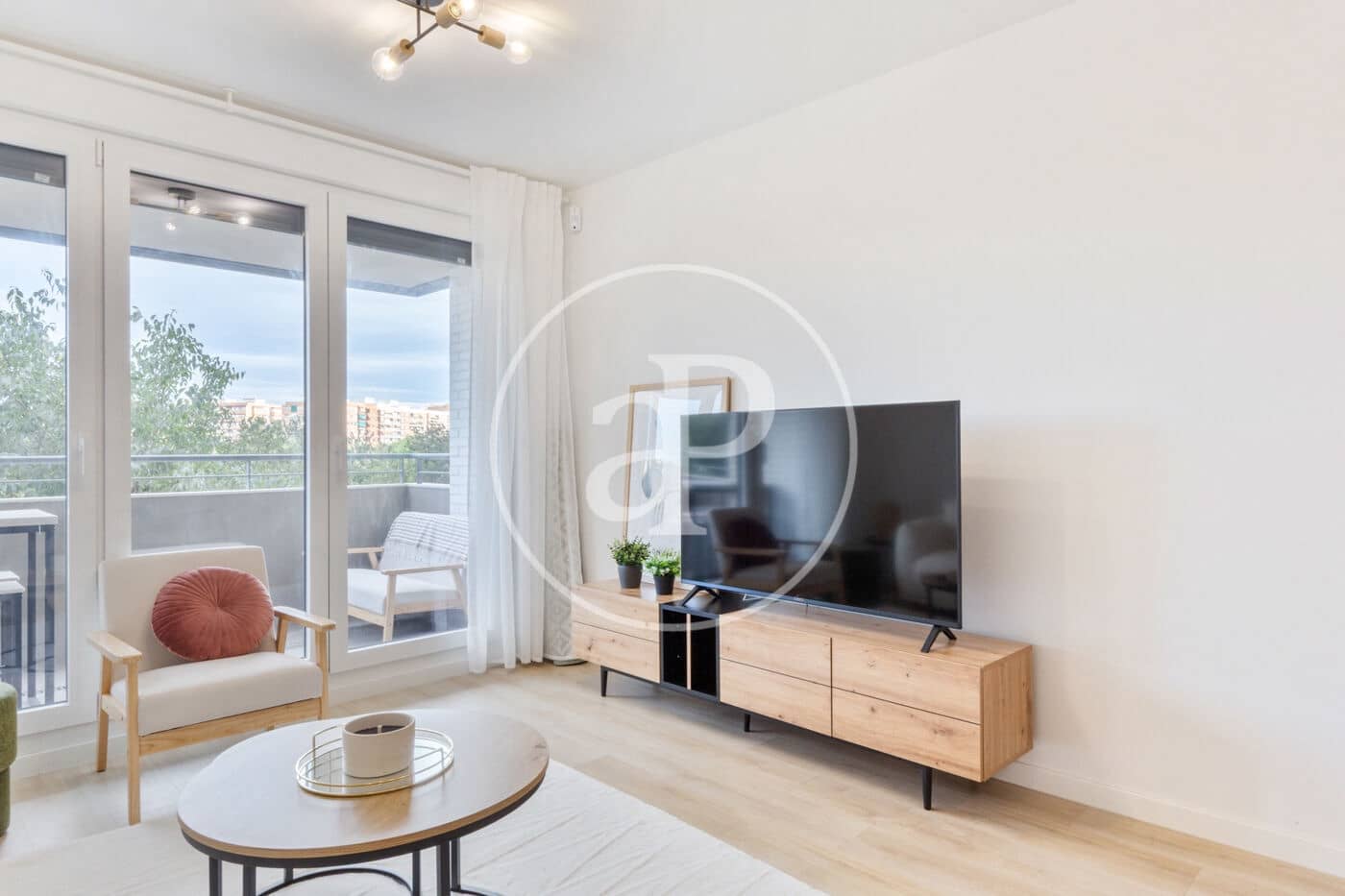 2 sypialnia Apartament do wynajęcia w Miasto Walencja z basenem - 2 100 € (Ref: 9291684)