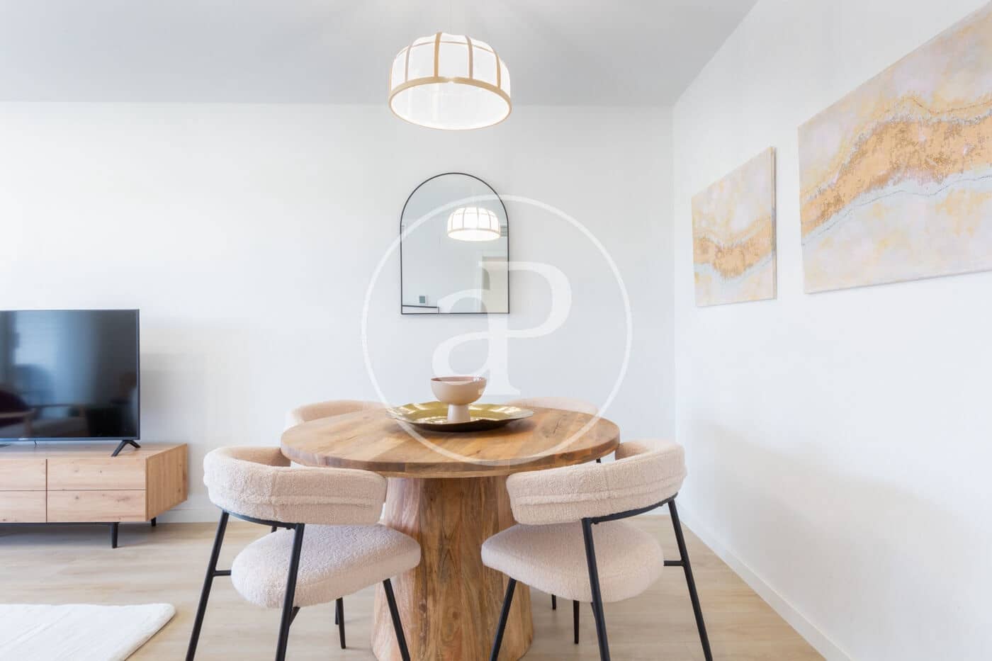 2 sypialnia Apartament do wynajęcia w Miasto Walencja z basenem - 2 100 € (Ref: 9291684)