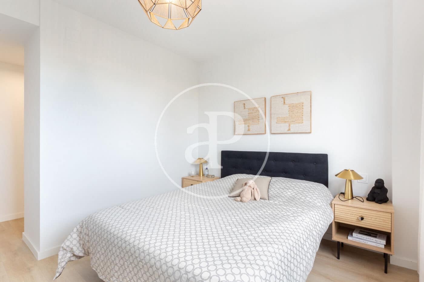 2 sypialnia Apartament do wynajęcia w Miasto Walencja z basenem - 2 100 € (Ref: 9291684)