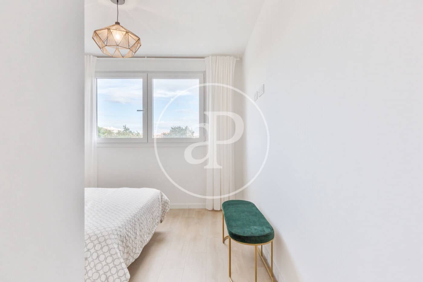 2 sypialnia Apartament do wynajęcia w Miasto Walencja z basenem - 2 100 € (Ref: 9291684)