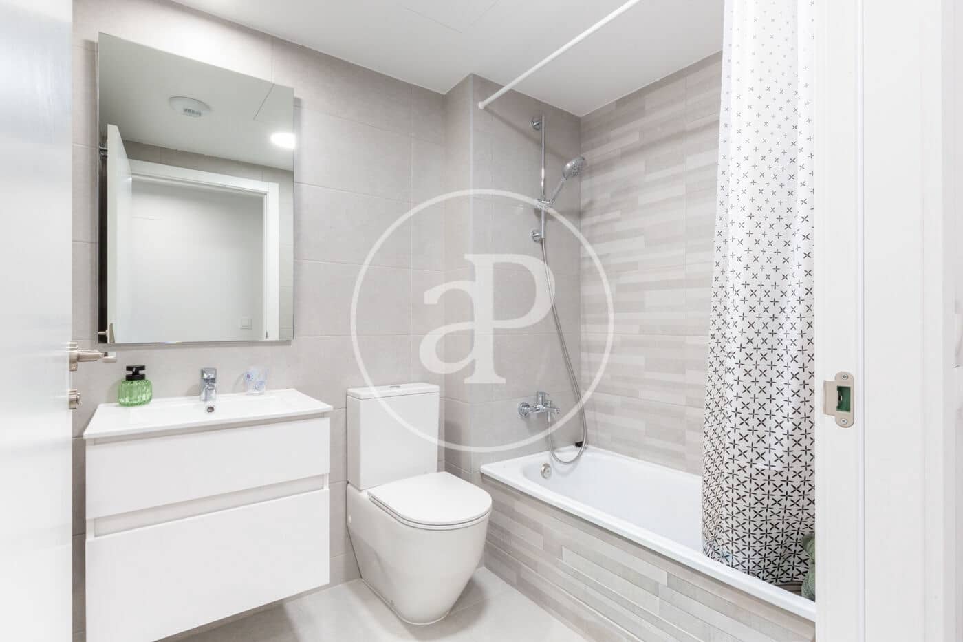 2 sypialnia Apartament do wynajęcia w Miasto Walencja z basenem - 2 100 € (Ref: 9291684)