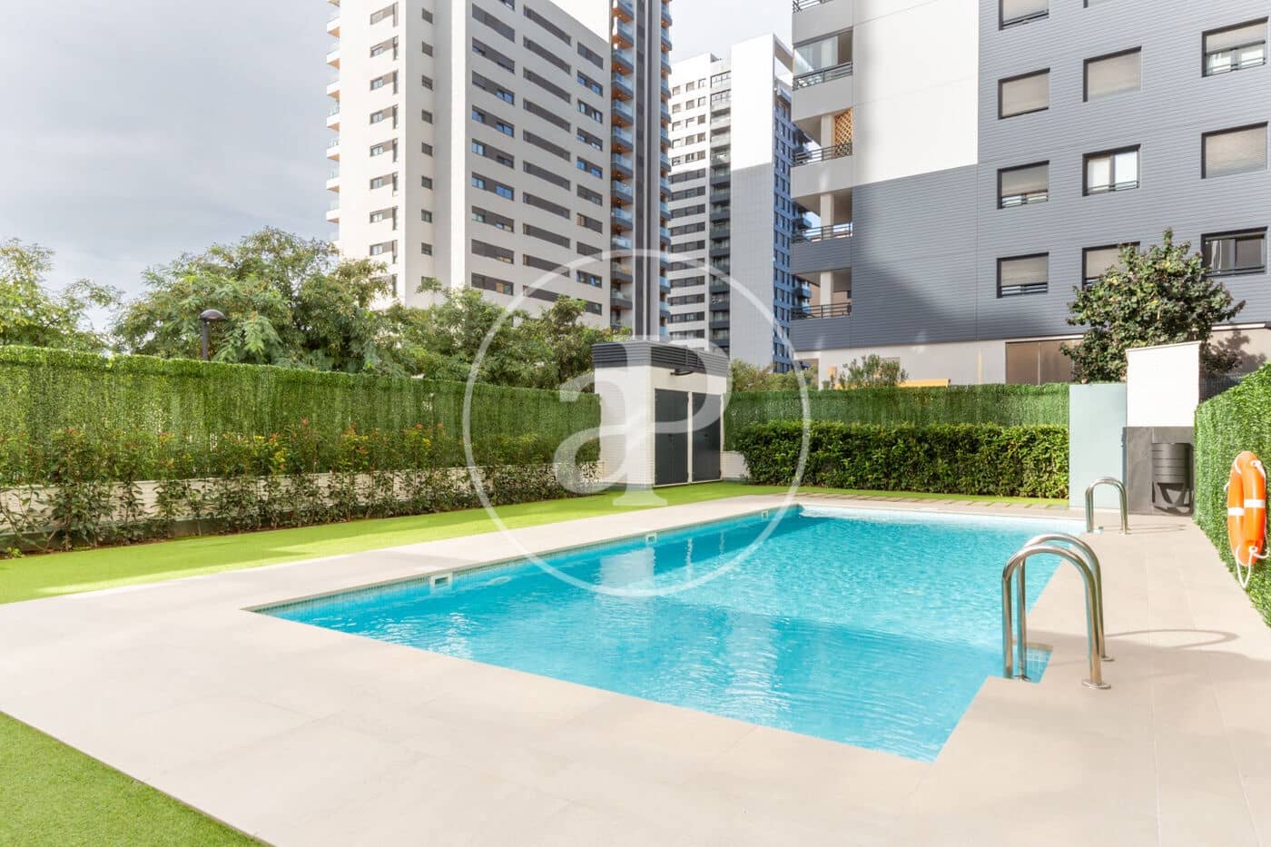 2 sypialnia Apartament do wynajęcia w Miasto Walencja z basenem - 2 100 € (Ref: 9291684)