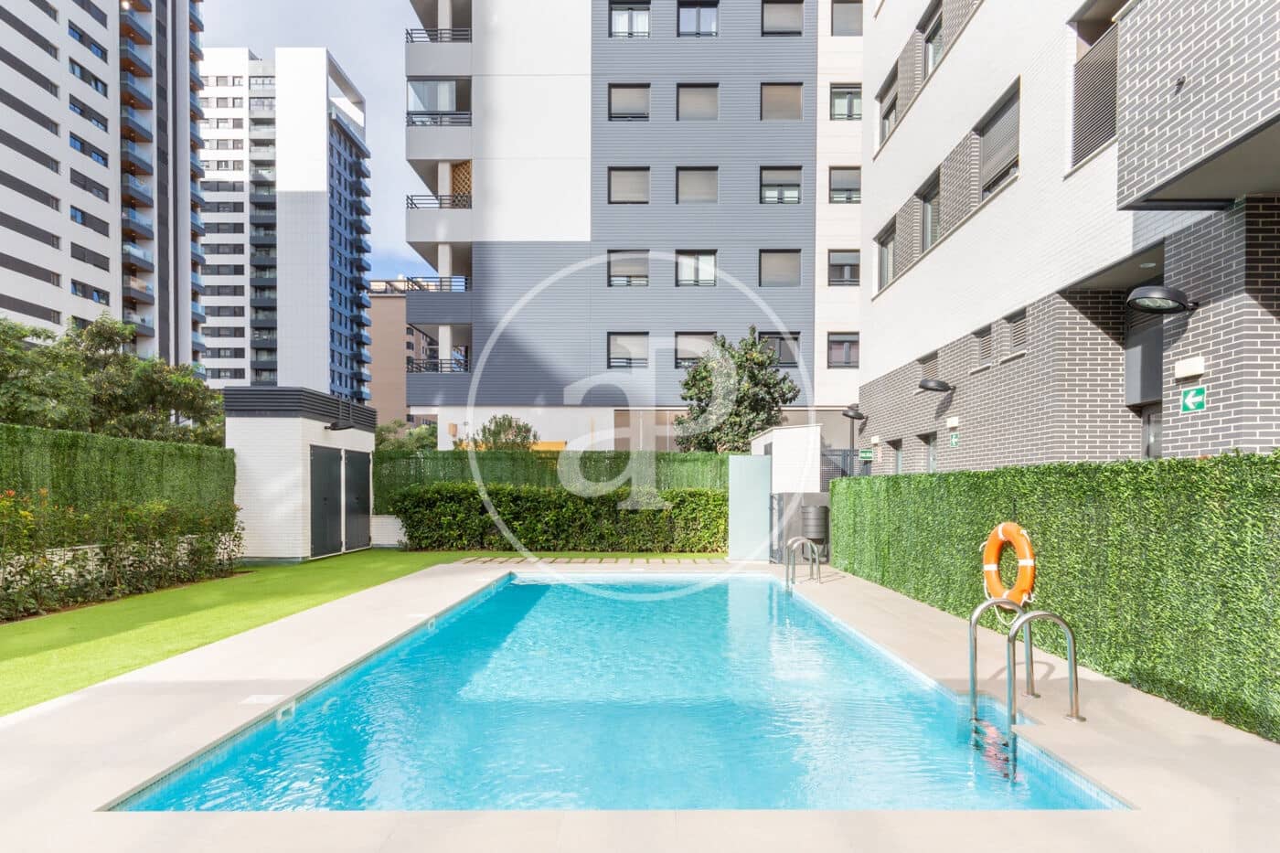 2 sypialnia Apartament do wynajęcia w Miasto Walencja z basenem - 2 100 € (Ref: 9291684)