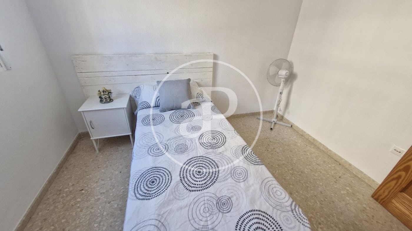 3 soveværelse Lejlighed til salg i Arenales del Sol med swimmingpool - € 309.000 (Ref: 9294803)