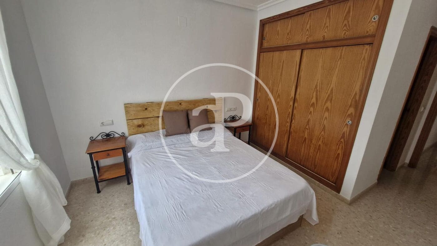 3 soveværelse Lejlighed til salg i Arenales del Sol med swimmingpool - € 309.000 (Ref: 9294803)