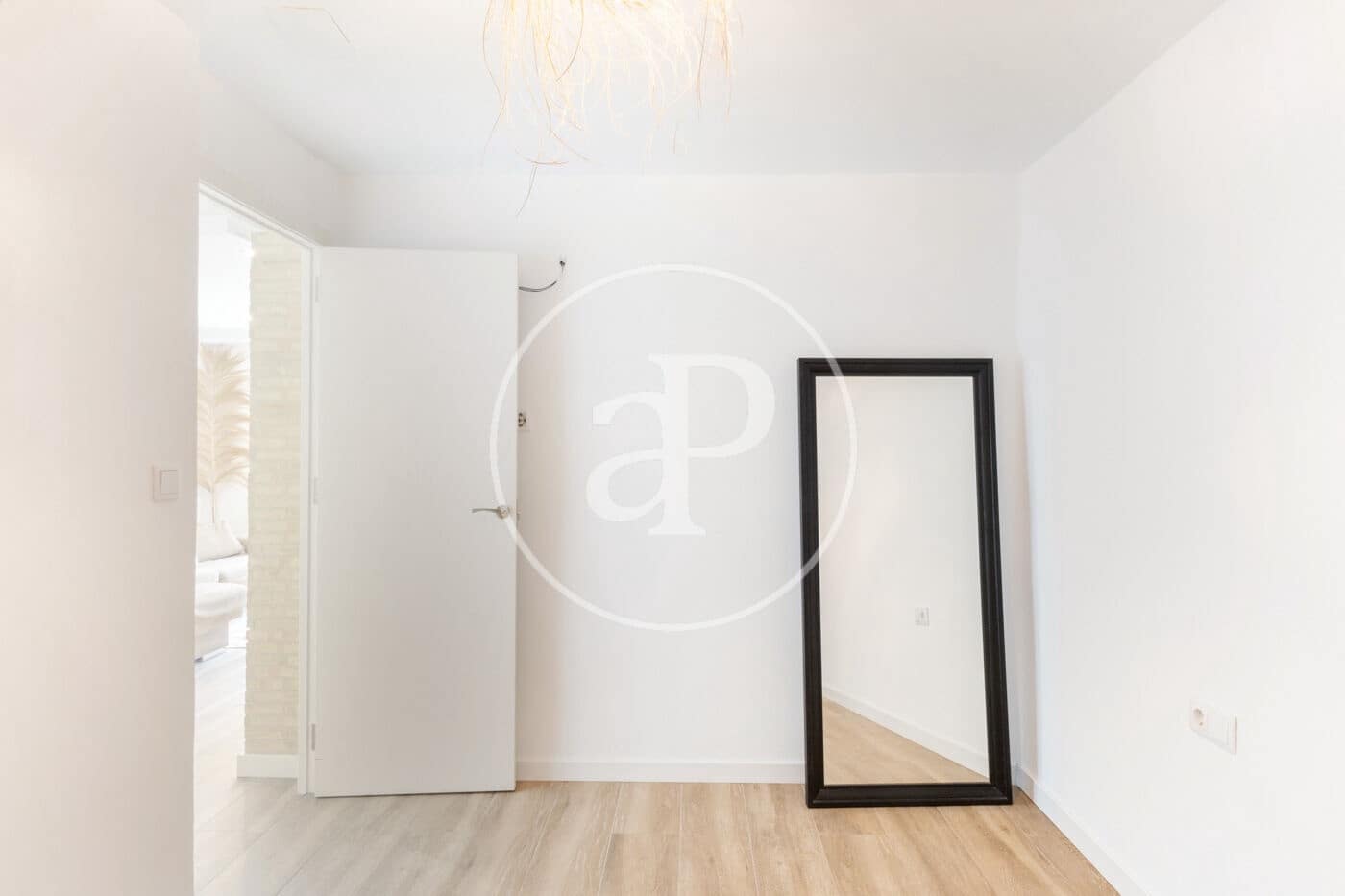 3 bedroom Apartment for rent in Valencia city - € 1,490 (Ref: 9294808)