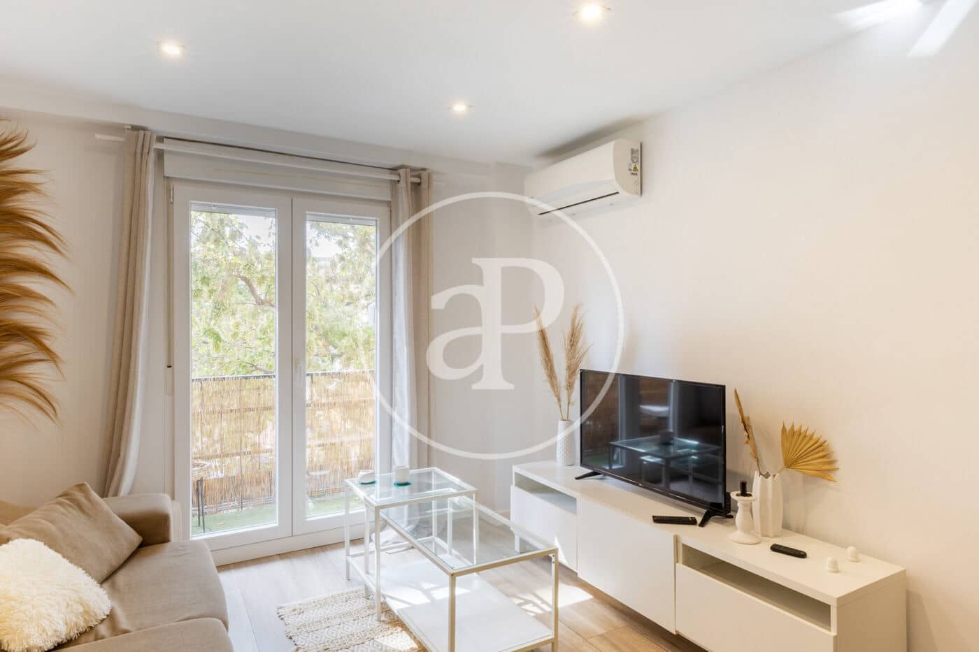 3 bedroom Apartment for rent in Valencia city - € 1,490 (Ref: 9294808)