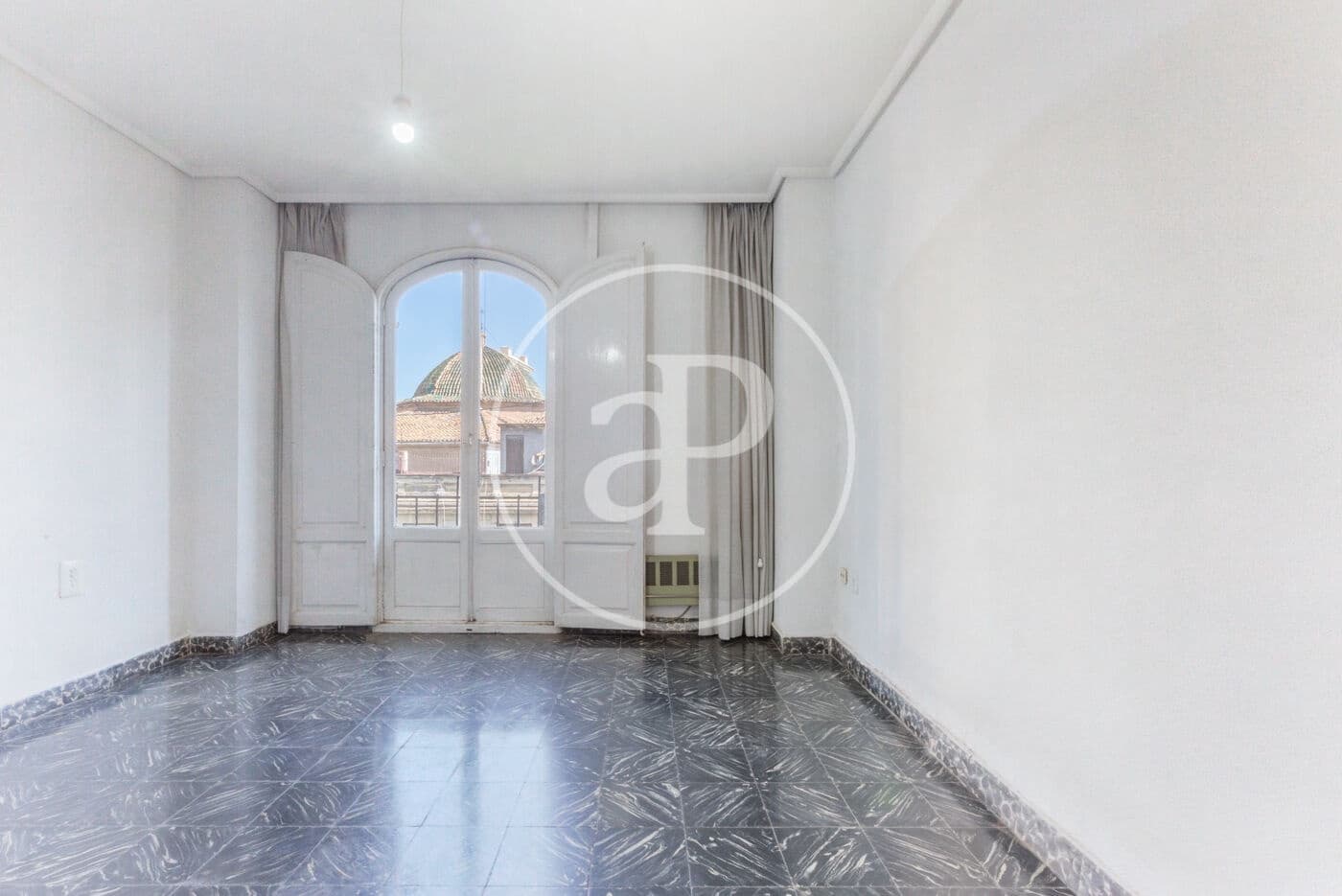 4 Zimmer Apartment zu verkaufen in Valencia Stadt - 498.000 € (Ref: 9296964)